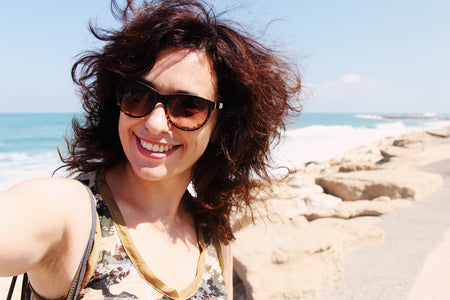 files/43731796-selfie-portrait-of-beautiful-35-years-old-woman.jpg